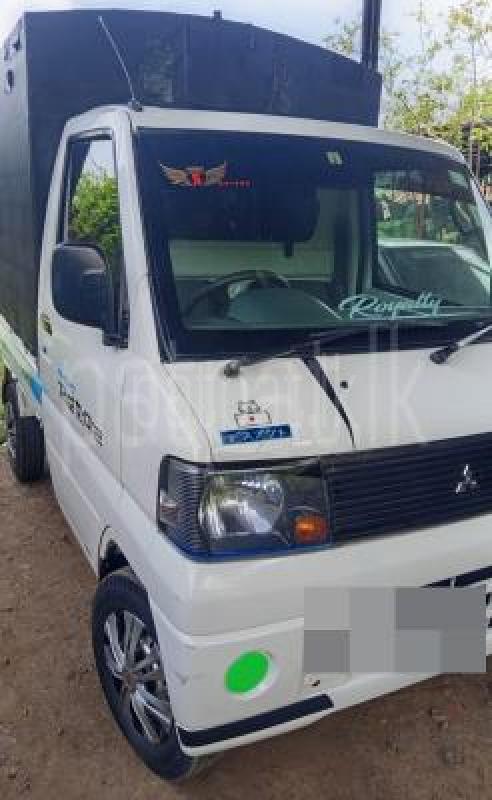 Mitsubishi Minicab 2007 - பயன்படுத்தப்பட்டது டிரக் sale in Sri Lanka - patpat.lk