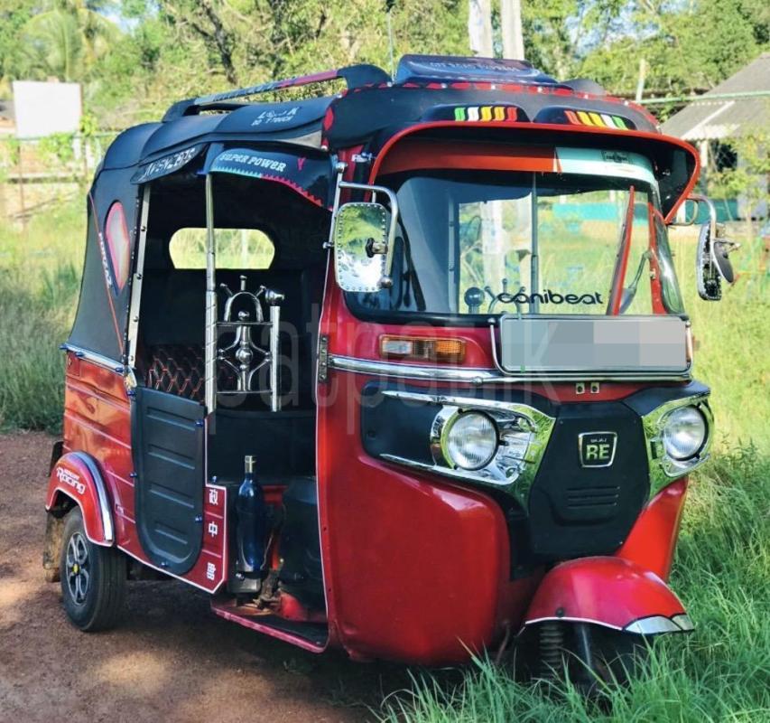 Bajaj 4 stroke 2018 -  முச்சக்கர வண்டி sale in Sri Lanka - patpat.lk