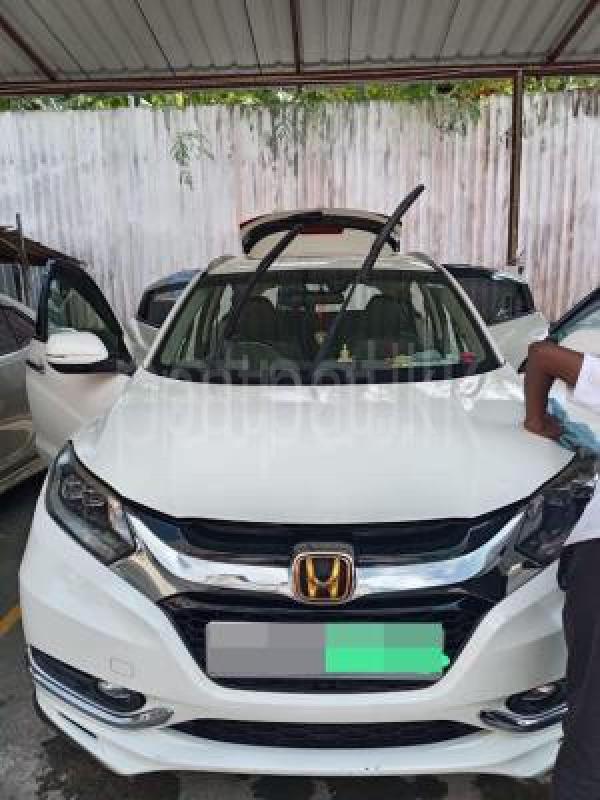 Honda Vezel 2014 - Used SUV sale in Sri Lanka - patpat.lk
