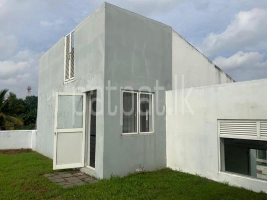 House for Sale in Boralesgamuwa