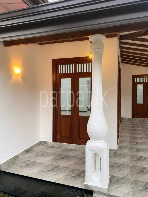 House for Sale in Adampan