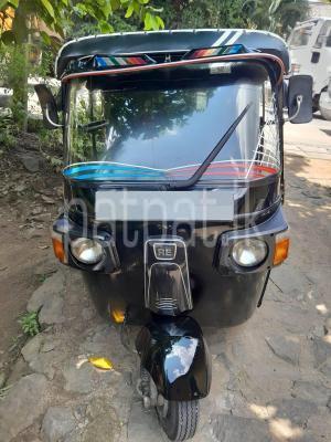 Bajaj Three Wheel 2012