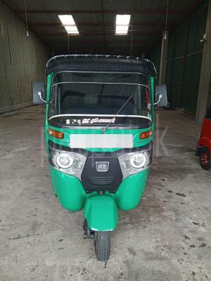 Bajaj Three Wheel 2015 - Used Three wheeler sale in Sri Lanka - patpat.lk