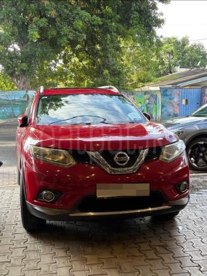 Nissan X Trail 2014 - பயன்படுத்தப்பட்டது SUV sale in Sri Lanka - patpat.lk