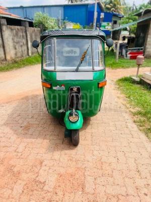 Bajaj Three Wheel 2006 - භාවිතා කරන ලද ත්‍රිරෝද රථය sale in Sri Lanka - patpat.lk