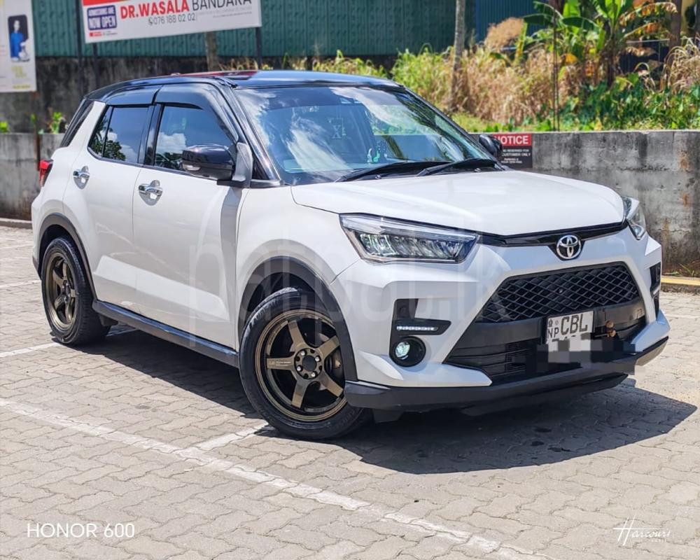 Toyota Raize 2020 - භාවිතා කරන ලද SUV රථය sale in Sri Lanka - patpat.lk