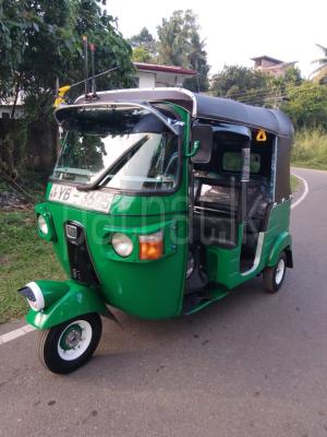 Bajaj Three Wheel 2010