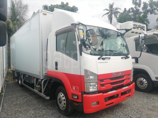 Isuzu Forward 2016