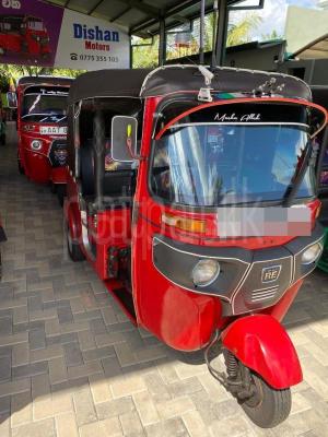 Bajaj 4 stroke 2015 - Used Three wheeler sale in Sri Lanka - patpat.lk