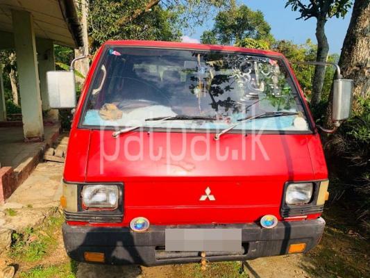 Mitsubishi Delica 1982