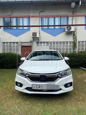 Honda Grace 2018 - Used Car sale in Sri Lanka - patpat.lk