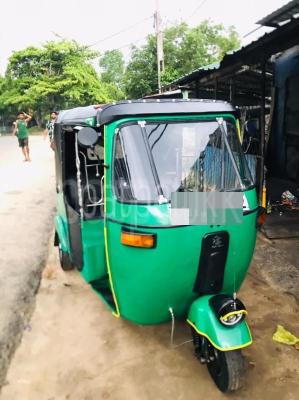 Bajaj 2 stroke 2005 - භාවිතා කරන ලද ත්‍රිරෝද රථය sale in Sri Lanka - patpat.lk