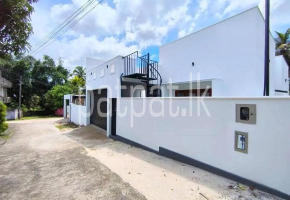 premium-listing-image