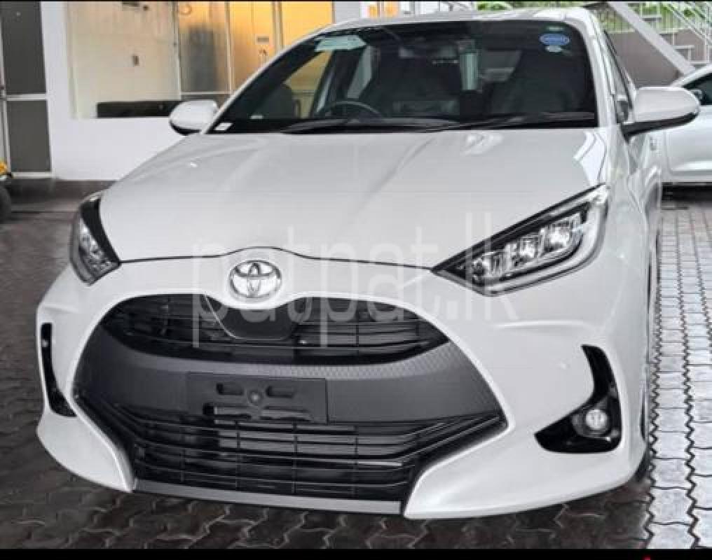 Toyota Yaris 2023 -  Car sale in Sri Lanka - patpat.lk