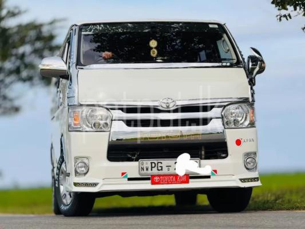 Toyota Hiace 2012 -  வேன் sale in Sri Lanka - patpat.lk