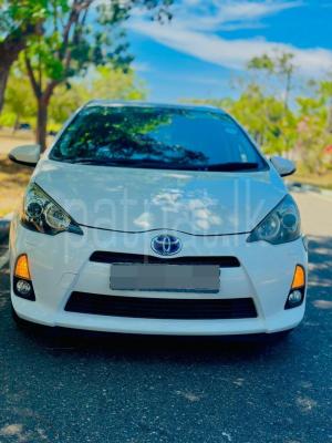 Toyota Aqua 2013 - பயன்படுத்தப்பட்டது கார் sale in Sri Lanka - patpat.lk