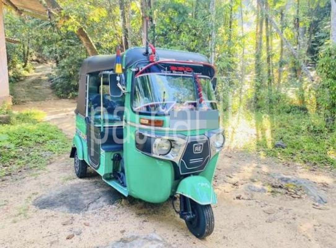 Bajaj 4 stroke 2014 - Used Three wheeler sale in Sri Lanka - patpat.lk