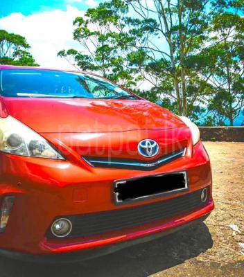 Toyota Prius 2012 - Used Car sale in Sri Lanka - patpat.lk
