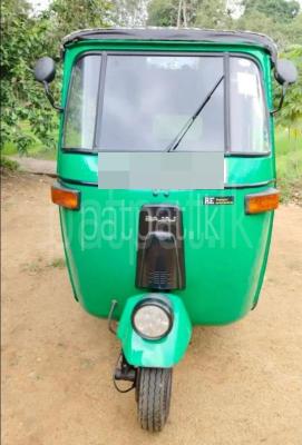 Bajaj Three Wheel 2009