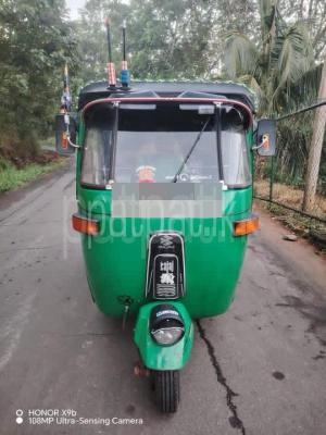 Bajaj Three Wheel 2003