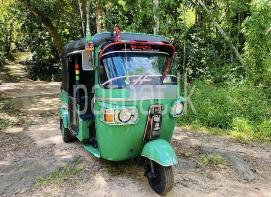 Bajaj 4 stroke 2013 - Used Three wheeler sale in Sri Lanka - patpat.lk
