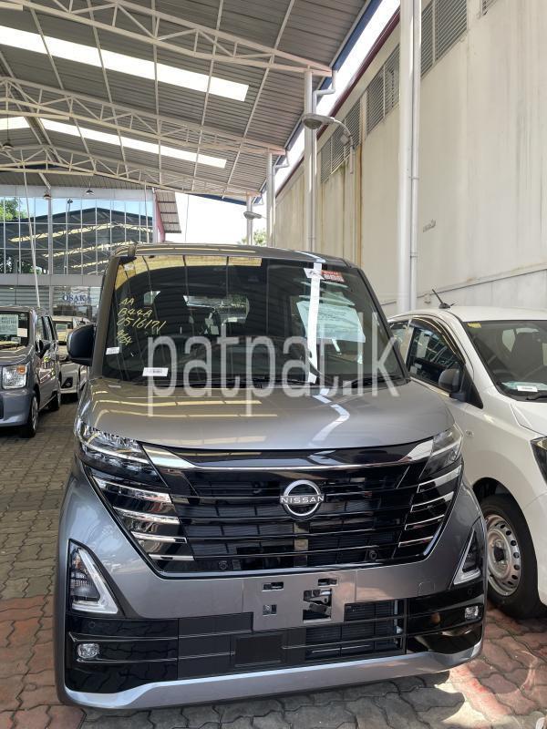 Nissan Roox 2023 -  வேன் sale in Sri Lanka - patpat.lk