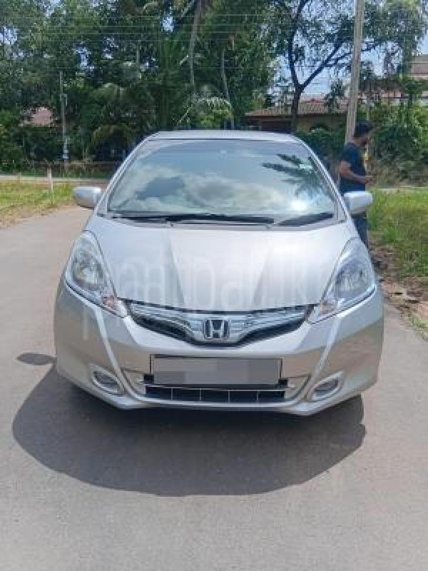Honda Fit 2012 -  Car sale in Sri Lanka - patpat.lk