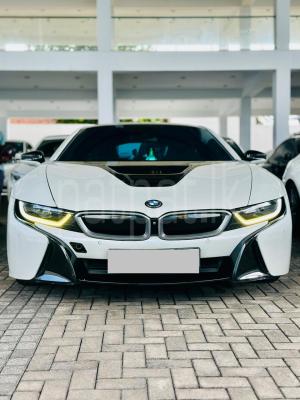 BMW i8 2017
