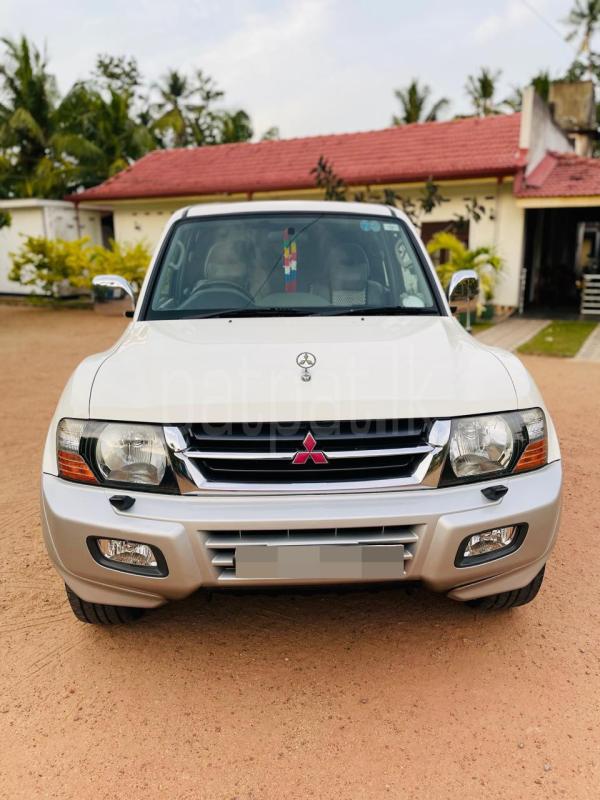 Mitsubishi Montero 2000 -  SUV රථය sale in Sri Lanka - patpat.lk