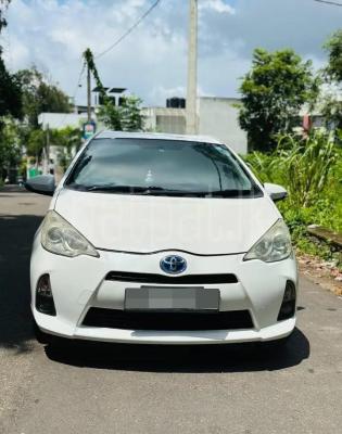 Toyota Aqua 2012 - භාවිතා කරන ලද කාර් sale in Sri Lanka - patpat.lk