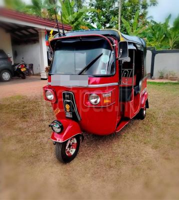 Bajaj Three Wheel 2010