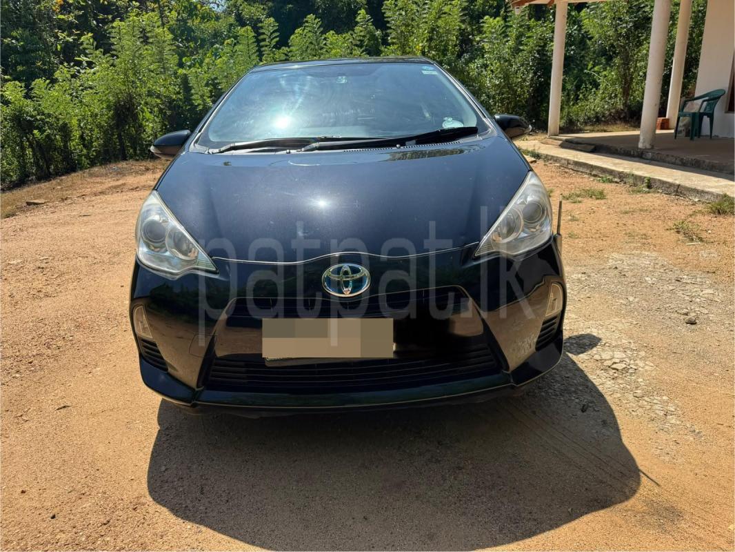 Toyota Aqua 2014 -  කාර් sale in Sri Lanka - patpat.lk