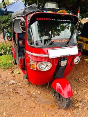 Bajaj 4 stroke 2010 - பயன்படுத்தப்பட்டது முச்சக்கர வண்டி sale in Sri Lanka - patpat.lk