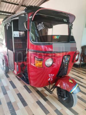 Bajaj Three Wheel 2011 -  முச்சக்கர வண்டி sale in Sri Lanka - patpat.lk