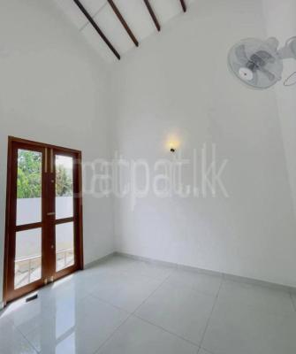 premium-listing-image