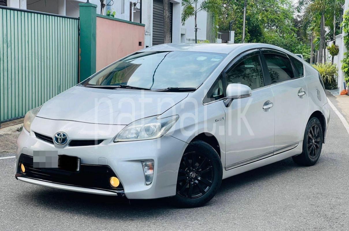 Toyota Prius 2013 - Used Car sale in Sri Lanka - patpat.lk