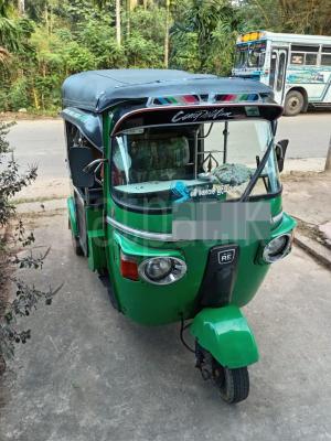 Bajaj Three Wheel 2010