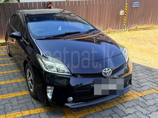 Toyota Prius 2013 - Used Car sale in Sri Lanka - patpat.lk