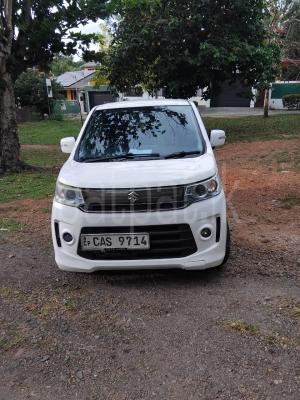 Suzuki Wagon R 2015 - භාවිතා කරන ලද කාර් sale in Sri Lanka - patpat.lk