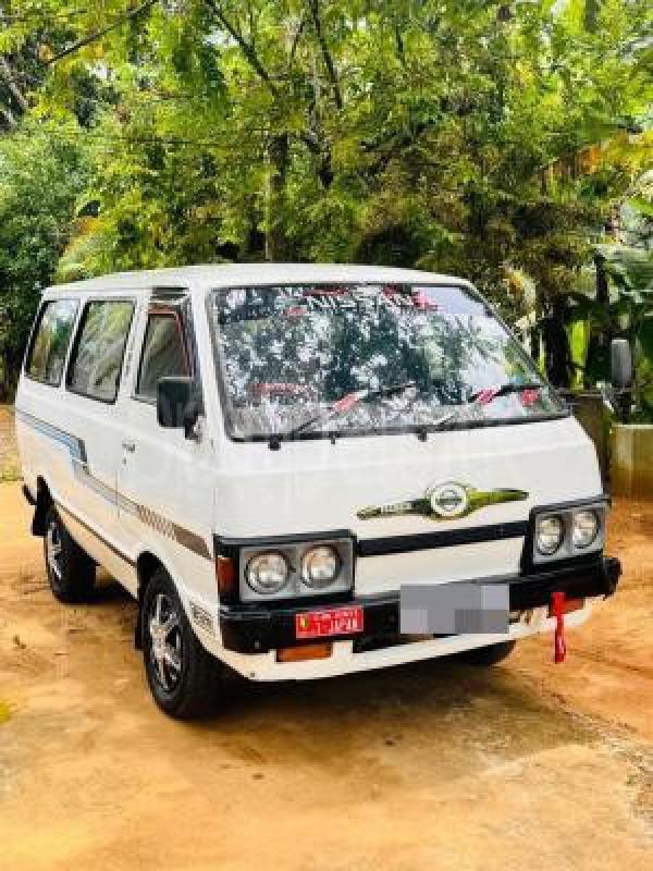 Nissan Vanette 1982 -  Van sale in Sri Lanka - patpat.lk