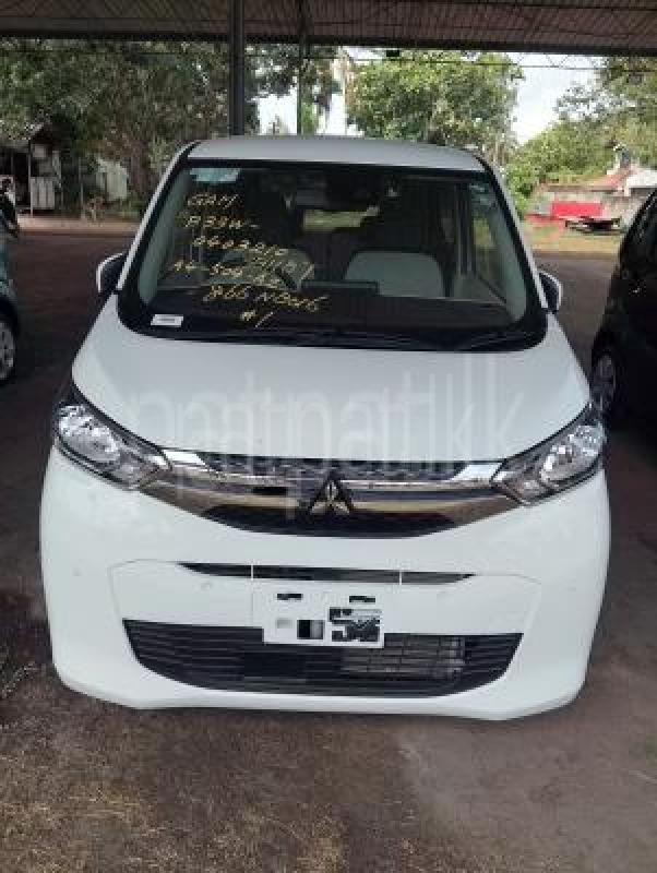 Mitsubishi eK 2024 -  කාර් sale in Sri Lanka - patpat.lk