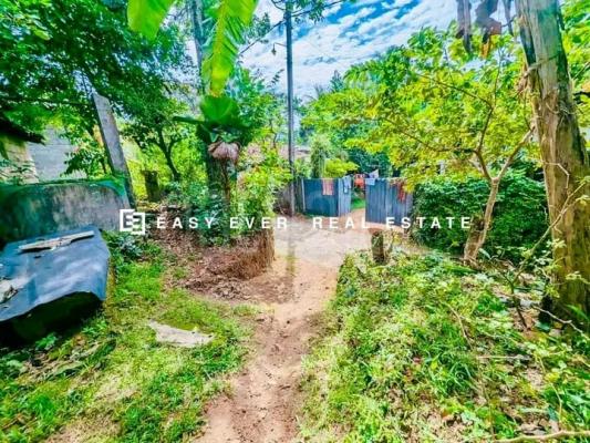 Residential Land for Sale in Kadawatha