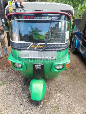 Bajaj Three Wheel 2011
