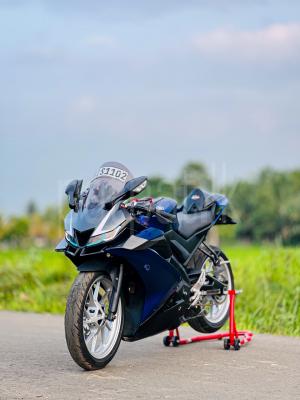 Yamaha R15 2019
