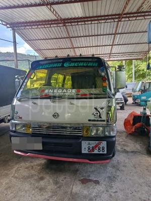 Nissan Caravan 1999 - பயன்படுத்தப்பட்டது வேன் sale in Sri Lanka - patpat.lk