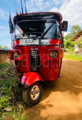 Bajaj Three Wheel 2012