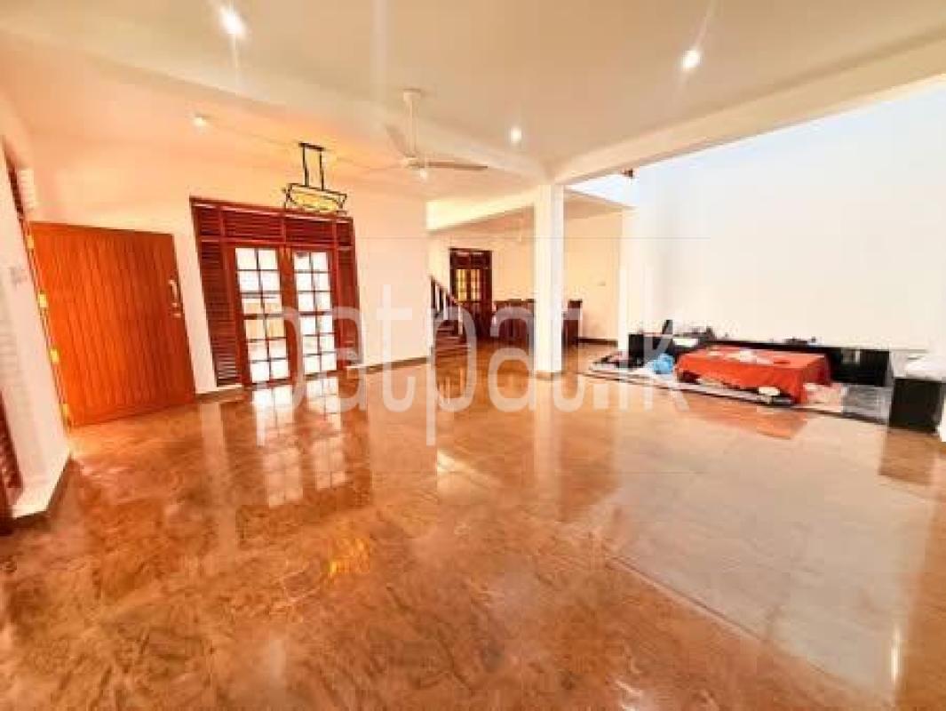 House for Sale in Narahenpita (Colombo 05)