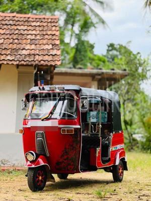 Bajaj Three Wheel 2005