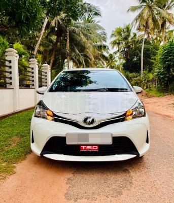 Toyota Vitz 2016 -  கார் sale in Sri Lanka - patpat.lk