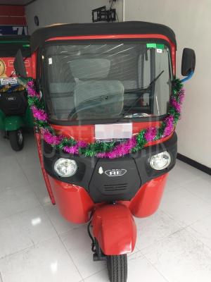 Bajaj Three Wheel 2025